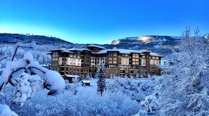 Best spots to enjoy the 2022-2023 ski season in North America