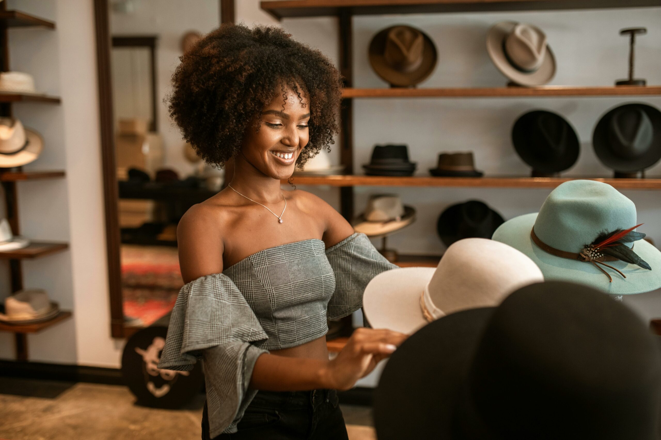 Pack Smart, Look Sharp: Travel Hats from e4Hats.com