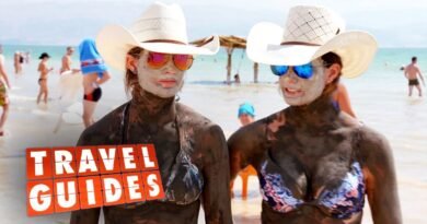 The Dead Sea baffles the Cowgirls | Travel Guides 2019