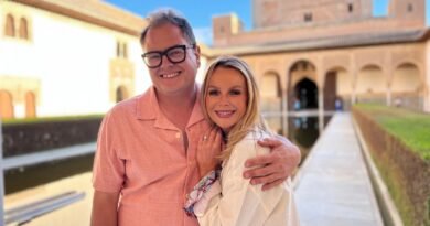 How Alan Carr spiked a huge interest in this Greek holiday island