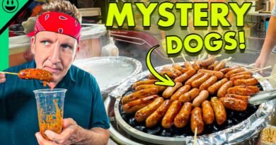 Saigon After Midnight!! Vietnam Late Night Street Food!!