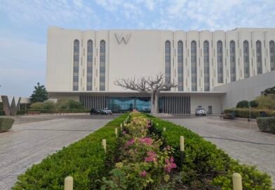 Review: W Muscat | Frugal Flyer