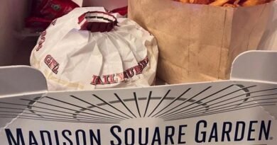 How Legends Are Created: Madison Square Garden, Drew Nieporent, The Daily Burger and PleatPak