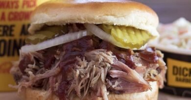 Alberta, Get Ready! Dickey’s Barbecue Pit Arrives in Style at West Edmonton Mall June 26