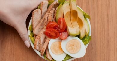 la Madeleine Welcomes Summer with Fresh Salads, Croissant Croutons and Strawberry Sweets