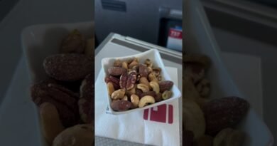 First time trying First Class on American Airlines #travel #traveltips #traveldeals