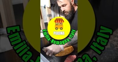 Street Food – Trave ITALY! #shorts #travel #italy #streetfood
