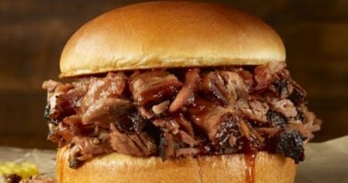 Dickey’s Barbecue Pit Hosts End-of-Summer ‘Cue-mmunity Appreciation Bash on September 5