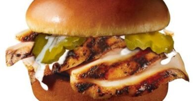 Dickey’s Barbecue Pit Launches New Pickle-Flavored Menu Items Across Canada